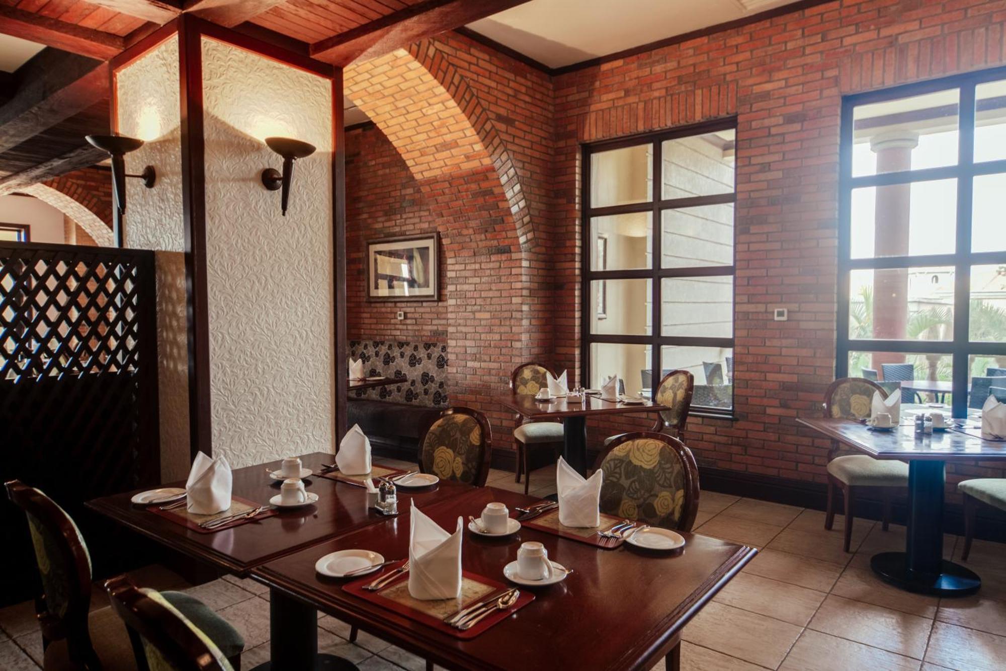 Lake Victoria Serena Golf Resort & Spa Kigo Екстер'єр фото